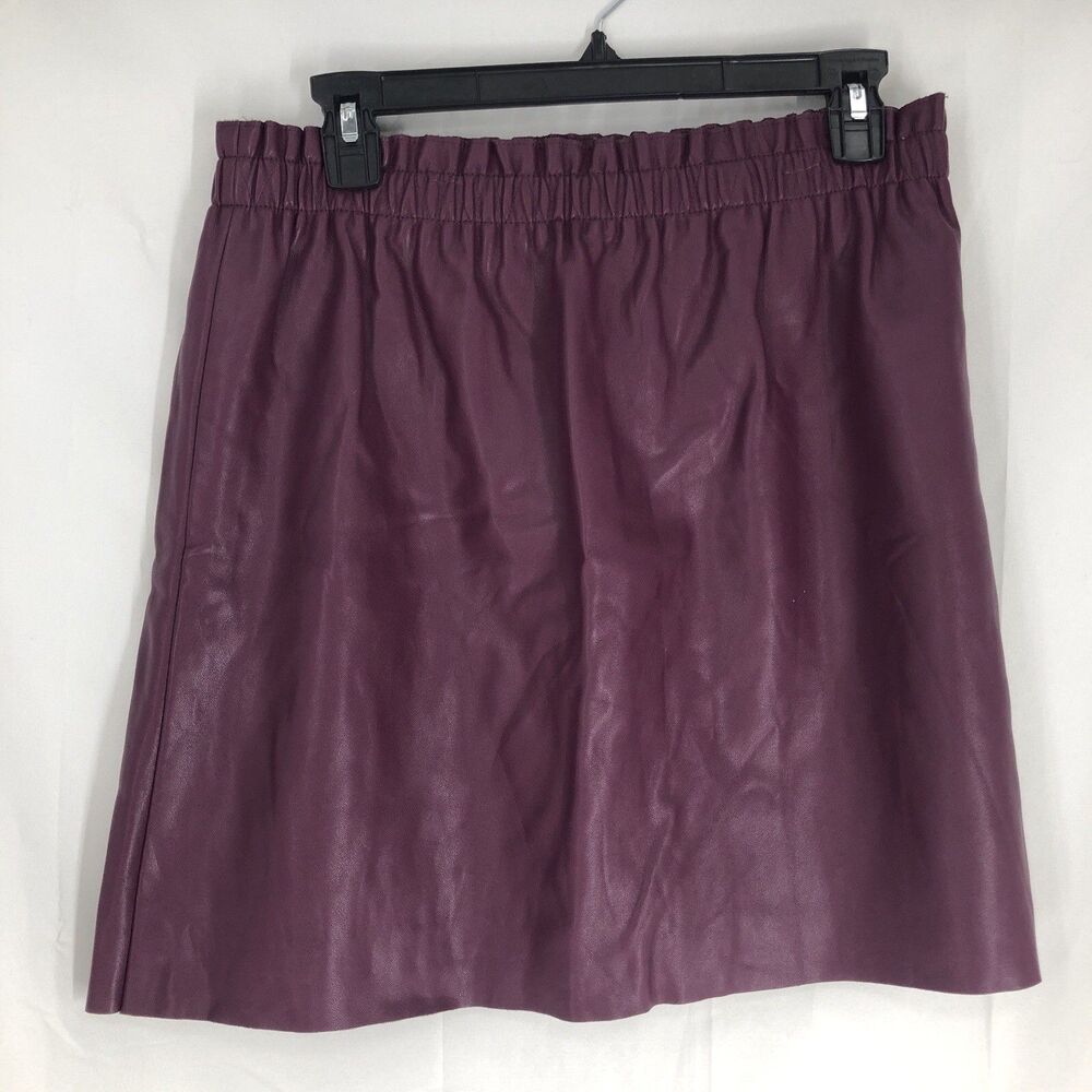 Ann Taylor LOFT Medium Pull-on Faux Leather Shift Skirt Deep Cabernet Color